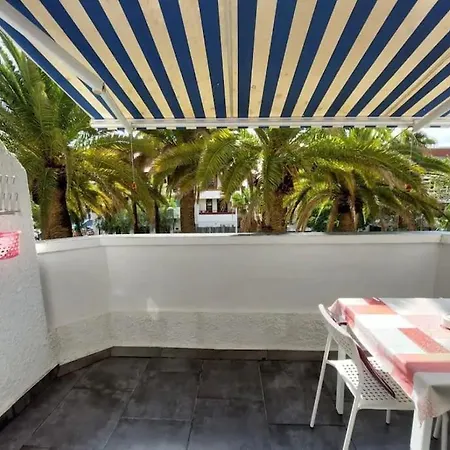 Апартаменты 